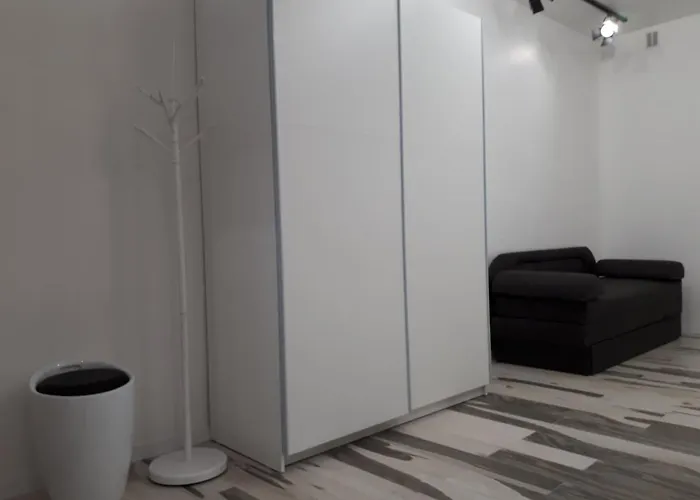 романтическая с камином * Leópolis